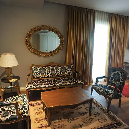 Classic 4* Tirana