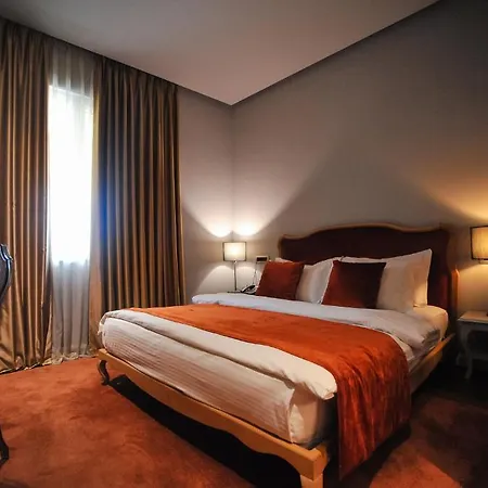 Classic Hotell Tirana