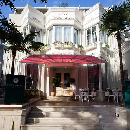 Hotel Classic 4*