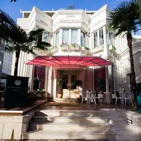 Classic 4* Tirana