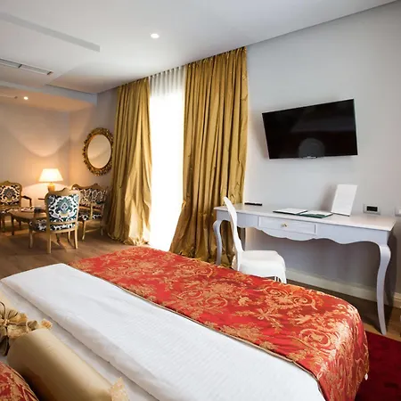 Classic 4* Tirana