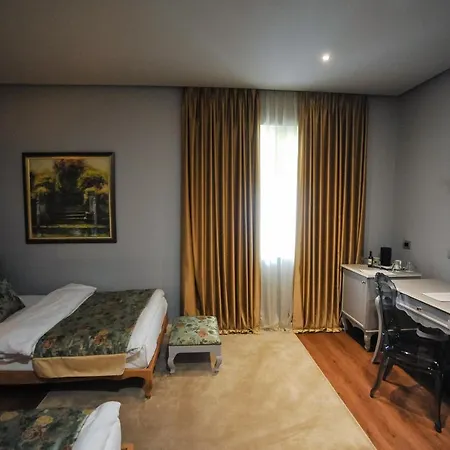 Classic 4* Tirana