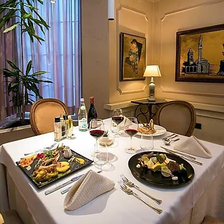 Classic Hotel 4*